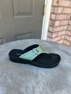 Aerothotic Green Mirage Platform Thong Sandals